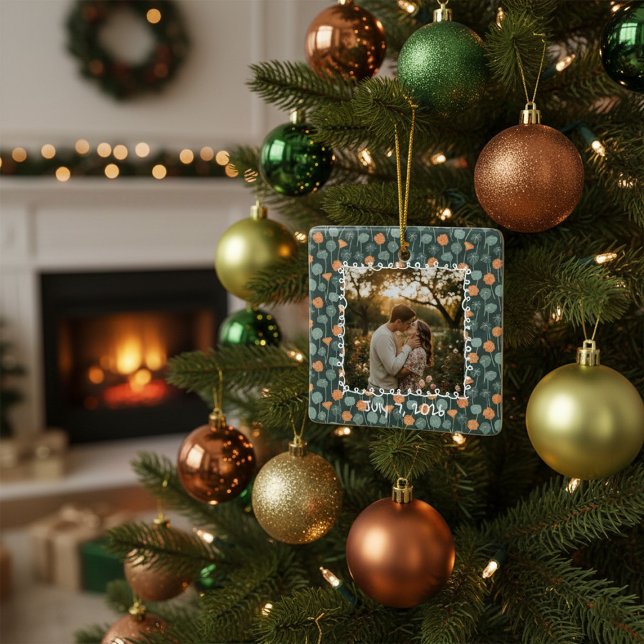 Custom Floral Photo Engagement  Keramikornament (Von Creator hochgeladen)