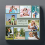 Custom Foto Collage für Großeltern Square Fotoplatte<br><div class="desc">Erstellen Sie Ihre eigene FotoCollage auf dieser hübschen Plakette mit Ständer aus der Stange. Die Fotovorlage ist für Sie bereit, um 8 Ihrer Lieblingsfotografie hinzuzufügen, die Set-weit von oben links. Das Design enthält die Formulierung "Grandkids make life grand" in handwerklicher Typografie und eine stilvolle Farbpalette aus dunkelweiss grün und silbergrün....</div>