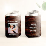 Custom Foto Funny Cool 30. Geburtstag Rustikal Dosenkühler<br><div class="desc">Passen Sie Ihren Text und Ihr Foto an und wünschen Ihnen viel Glück zum Geburtstag mit diesen lustigen, einzigartigen Gastgeschenken! Perfekt für ein Party zum 30. Geburtstag, aber Nachrichten auf der Vorder- und Rückseite sind vollständig anpassbar. Ideal für jede Geburtstagsfeier im Freien, Bachelorette-Ausflüge oder jede andere Feier, um Erinnerungen zu...</div>