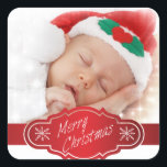 Custom Foto Weihnachtsgeschenk - Quadratischer Aufkleber<br><div class="desc">Eigenes Weihnachtsgeschenk für Fotos. Fügen Sie eines Ihrer Fotos hinzu. Klicken Sie auf Mehr personalisieren und passen Sie nach Bedarf an,  um das Foto mit den Rändern abzustimmen. Perfekt für das erste Weihnachtsfest des Babys!</div>