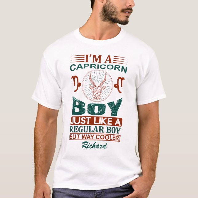 Custom Funny Ich bin ein Capricorn Boy Zodiac Sign T-Shirt (Vorderseite)