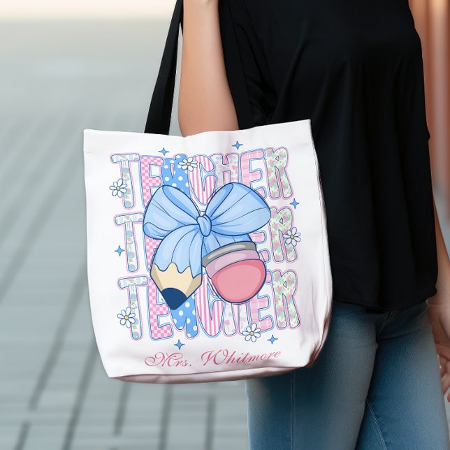 Custom Gingham Bow Pencil Blush Teacher Tragetaschen Mit Langen Trägern (Von Creator hochgeladen)