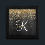 Custom Gold Glitzer Black Sparkgram Monogram Erinnerungskiste<br><div class="desc">Dieses trendige und elegante Design mit hübschem goldglänzenden Glitzer auf schwarz gebürstetem metallischem Hintergrund ist einfach zu personalisieren.</div>
