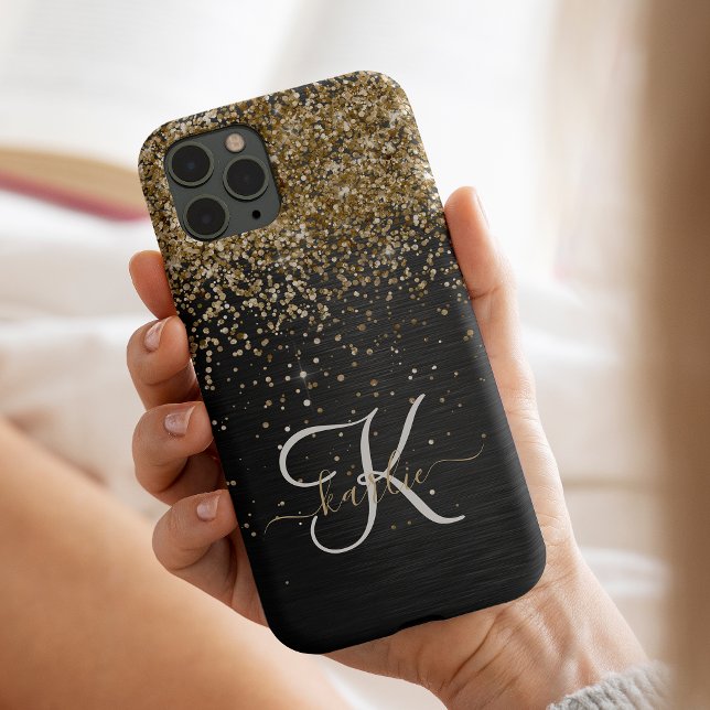 Custom Gold Glitzer Black Sparkgram Monogram iPhone 14 Pro Hülle (Von Creator hochgeladen)
