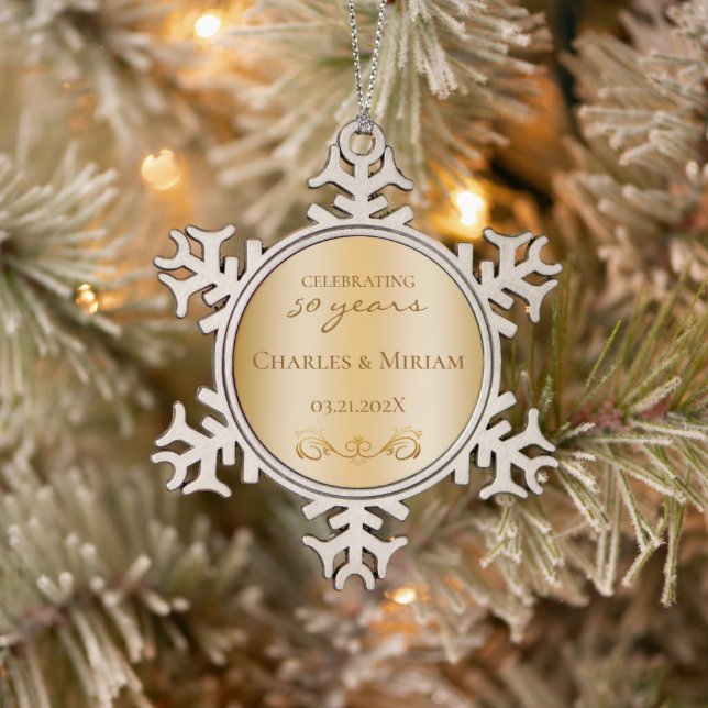 Custom Golden 50. Wedding Anniversary Geschenk Schneeflocken Zinn-Ornament (Baum)