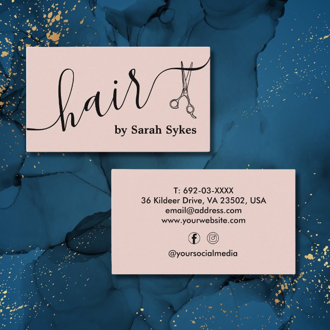 Custom Hair Stylist Schere Kalligrafie Blush Pink Visitenkarte (Von Creator hochgeladen)