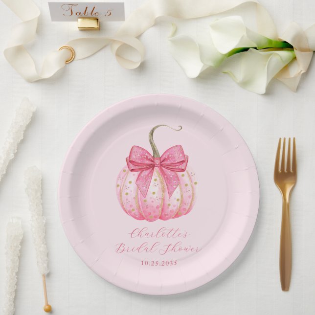 Custom Halloween Brautparty Pink Pumpkin Pappteller (Hochzeit)