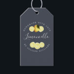 Custom Homemade Limoncello Dark Blue Gift Tags Geschenkanhänger<br><div class="desc">Eleganter und moderner limoncello-Geschenktag mit dem Text limoncello, hausgemacht mit Liebe und Ihrem Namen in chic script kalligraphie und moderne Typografie auf karkohle dunkelblauem Hintergrund mit einer stilvollen Touch von hübschen Aquarelllemon und Zitronenslicen. Fügen Sie einfach Ihren Namen oder Ihre Firma hinzu. Exklusiv für Sie entworfen von Happy Dolphin Studio....</div>