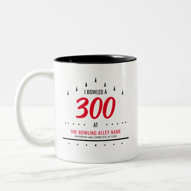 Custom "I BOWLED A 300" Bowling Alley Merch Zweifarbige Tasse (Links)
