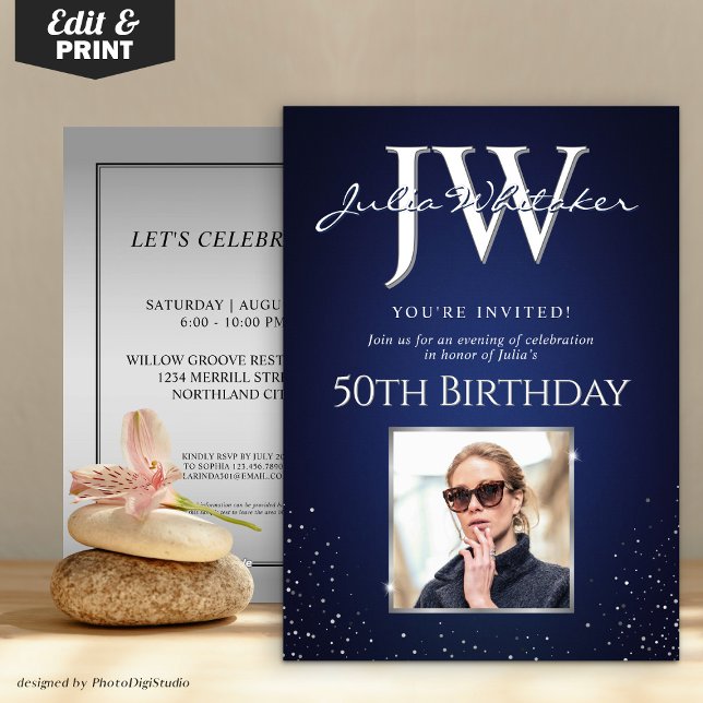 Custom Initials Elegant 50. Geburtstag Blue Silver Einladung (Custom Initials Elegant 50th Birthday Blue Silver Invitation)