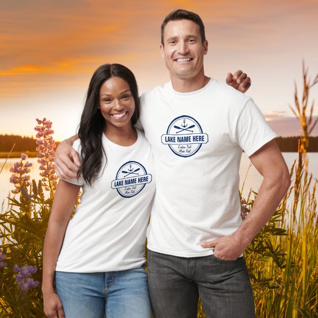 Custom Lake House Kabine Nautical Anchor & Paddles T-Shirt (Von Creator hochgeladen)