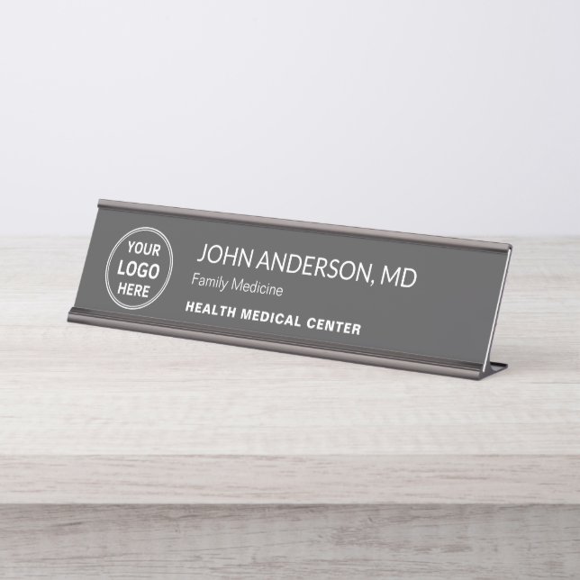 Custom Logo Medical Healthcare Clinic Doctor Gray Schreibtischnamensplakette (Vorderseite )