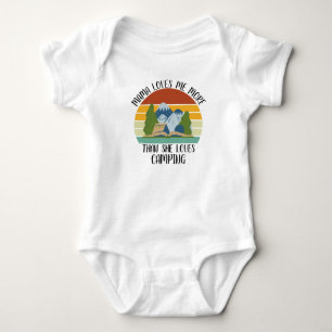 CUSTOM Mama Liebt Mich Mehr Als Sie Camping Liebt Baby Strampler