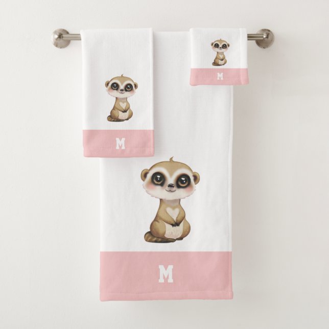Custom Meerkat & Monogram on Pink & White Badhandtuch Set (Insitu)