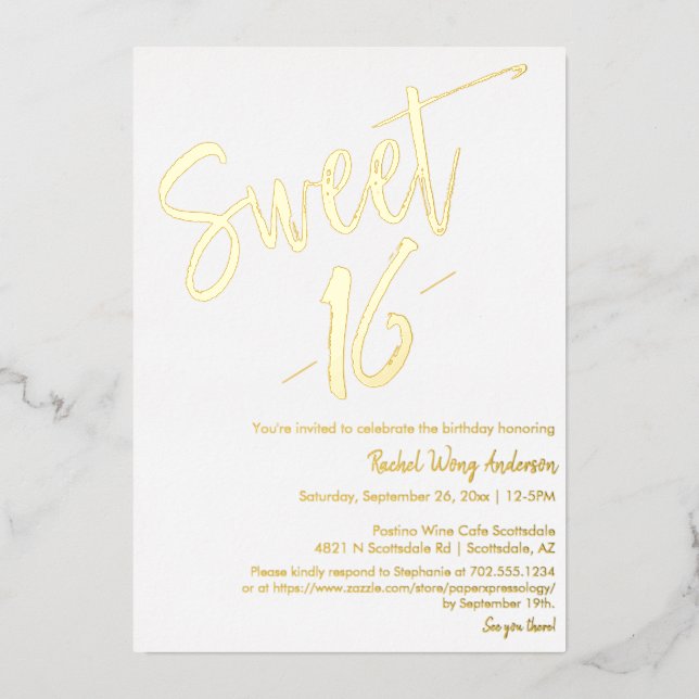 Custom Modern Minimalistisch Sweet 16 Birthday Gol Folieneinladung (Vorderseite)