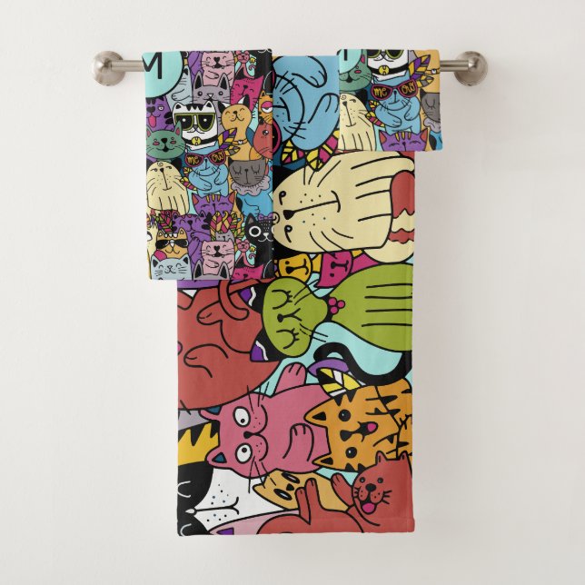 Custom Monogram Funny Cats Illustration Badhandtuch Set (Insitu)