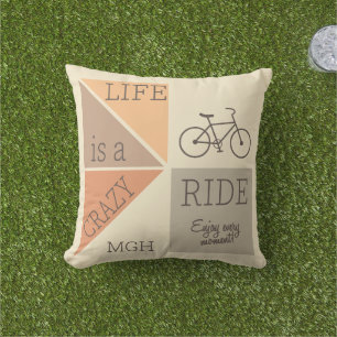 Custom Monogram Life ist eine verrückte Reise Kissen