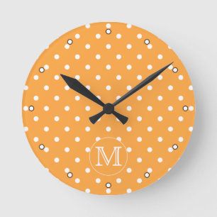 Custom Monogram. Orange and White Polka Dot. Runde Wanduhr