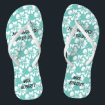 Custom mr und mrs Paar Strand Hochzeit Flip Flops<br><div class="desc">Custom mr und mrs Paar Strand Hochzeit Flip Flops. Personalisierte Hawaiian Strand Blume monogramm Hochzeitsflipflops für Braut und Bräutigam oder Gäste. Elegantes Gastgeschenk Set mit individuellem Namen oder Monogramm und tropischem Hibiskus Blumenmuster. Individueller Hintergrund und Band Farbe für ihn und sie / Männer und Frauen. Romantische Aqua türkisblau und weiß...</div>