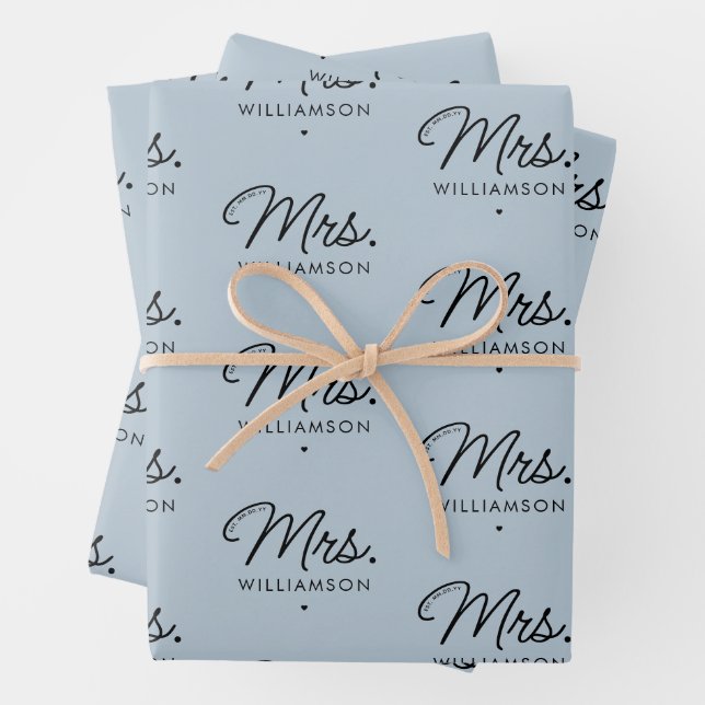 Custom Mrs. Est. Modern Elegant Script Newlywed Geschenkpapier Set (Beispiel)