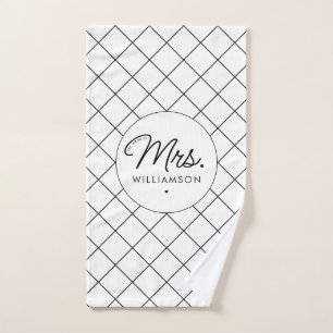 Custom Mrs. Est. Modernes, elegantes Script neu Badhandtuch Set