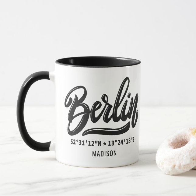 Custom Name Berlin Germany Coordinates Tasse (Mit Donut)