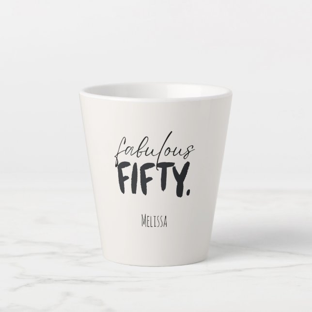 Custom Name Fabulous Fifty Beige Black Typography Milchtasse (Vorderseite)