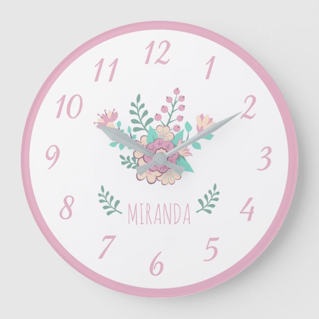 Custom Name Floral Wreath Girl Wall Clock Große Wanduhr (Vorderseite)