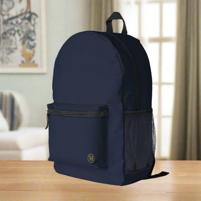 Custom Navy Blue Gold Initial Monogram Boy Sport Bedruckter Rucksack (Von Creator hochgeladen)