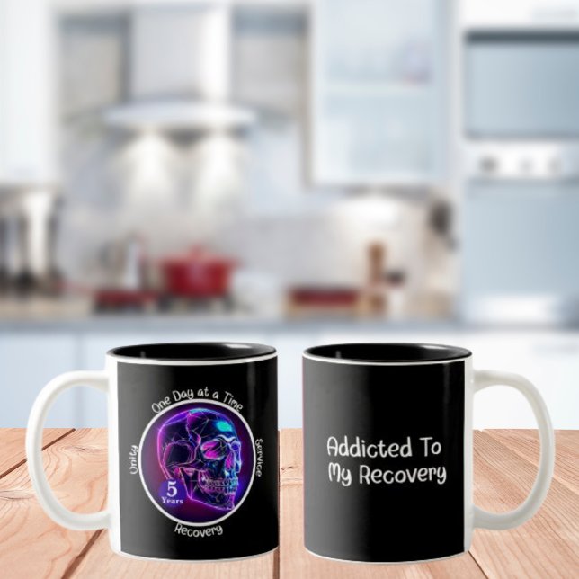 Custom Neon Skull 12-Stufen Meilenstein Geschenk Zweifarbige Tasse (Von Creator hochgeladen)