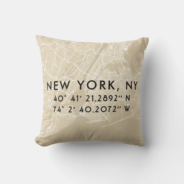 Custom New York City Map | Tan und Schwarz Kissen (Vorderseite)