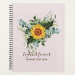 Custom Newlywings Rustic Sunflowers Eucalyptus Lea Planer<br><div class="desc">Fügen Sie Ihren eigenen Text,  wie gewünscht,  um diese atemberaubende Aquarellbilder von Sonnenblumen,  Eukalyptus-Blätter und Grünpflanzen zu personalisieren. Ideal für Hochzeitsgeschenke,  Brautparty,  Brautjungfrau,  Trauzeugin,  Blume,  Braut oder Bräutigam. Bearbeiten Sie den Text in Anzug.</div>