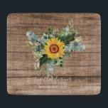 Custom Newlywings Rustic Sunflowers Eucalyptus Lea Schneidebrett<br><div class="desc">Fügen Sie Ihren eigenen Text,  wie gewünscht,  um diese atemberaubende Aquarellbilder von Sonnenblumen,  Eukalyptus-Blätter und Grünpflanzen zu personalisieren. Ideal für Hochzeitsgeschenke,  Brautparty,  Brautjungfrau,  Trauzeugin,  Blume,  Braut oder Bräutigam. Bearbeiten Sie den Text in Anzug.</div>