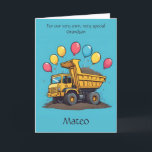 Custom Niedlich Dump Truck Grandson Birthday Gedic Ankündigung<br><div class="desc">Mit dieser personalisierten Geburtstagskarte Ihres Enkels wird der große Tag Ihres Enkels noch heller - mit einem fröhlichen Müllwagen mit bunten Ballons und seinem ganz eigenen Namen direkt vorne! Mit dem Design-Tool können Sie jedes Detail individuell anpassen: den Namen des Kindes, das Geburtstagsalter und sogar das Gedicht im Inneren. Dieses...</div>