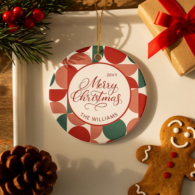Custom Red Christmas Geometric Pattern Foto Keramik Ornament (Von Creator hochgeladen)