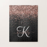Custom Rose Gold Glitzer Black Sparkone Monogram<br><div class="desc">Dieses trendige,  elegante Puzzle-Design mit hübschem vergoldetem Glitzer aus der Rose auf schwarz gebürstetem metallischem Hintergrund ist einfach zu personalisieren.</div>