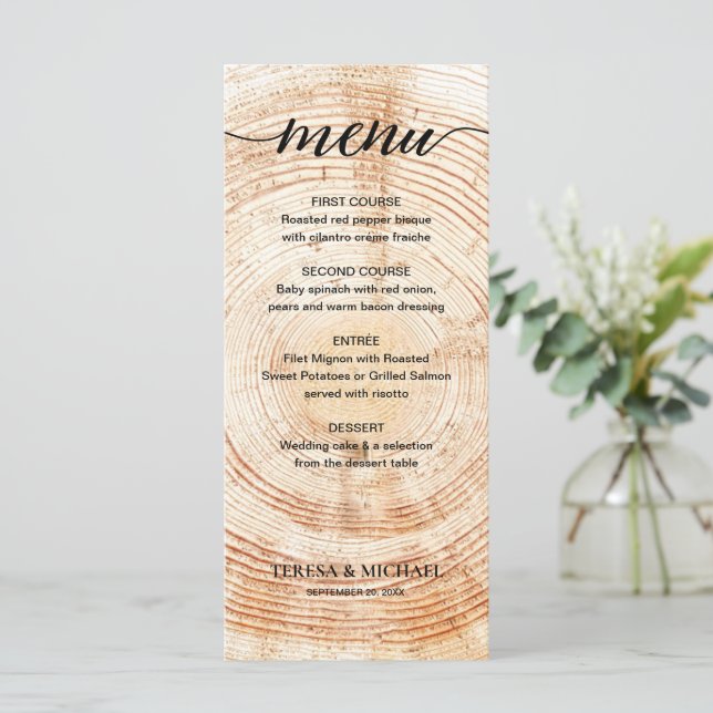 Custom Rustic Wedding Fall Wood Gran Menükarte (Stehend Vorderseite)