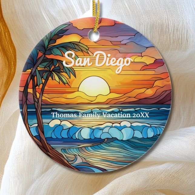 Custom San Diego Imitate Hartglas Keramik Ornament (Von Creator hochgeladen)