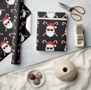 Custom Santa & Candy Cane Cross Bones Geschenkpapier