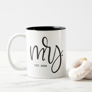 Custom Script, "Mrs." FESTGESTELLT Zweifarbige Tasse