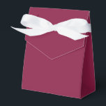 Custom Solid Color Elite Bordeaux Vintag Classic Geschenkschachtel<br><div class="desc">Custom Elegante klassische Vintage Vorlage Bordeaux Solid Color Zelt Bevorzugung Box.</div>