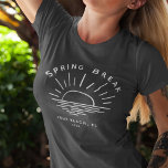 Custom Spring Break Summer Girlfriend Trip T-Shirt<br><div class="desc">Genießen Sie den schick-minimalistischen Frühlingspass mit diesem personalisierten Tee, der Ihren Mädchenkrieg feiert! Lassen Sie sich von den touristischen Slogans verzaubern und entdecken Sie den edlen Geist Ihrer Squad mit einem eleganten, modernen Logo mit Ihrem gewählten Ziel. Jeder Blick flüstert: "Die Frühlingspause ist richtig gemacht. Personalisieren Sie sich mit Ihrem...</div>