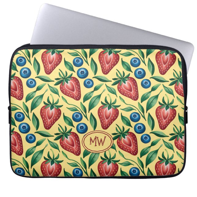 Custom Strawberry Blueberry Pattern on Yellow  Laptopschutzhülle (Vorderseite)