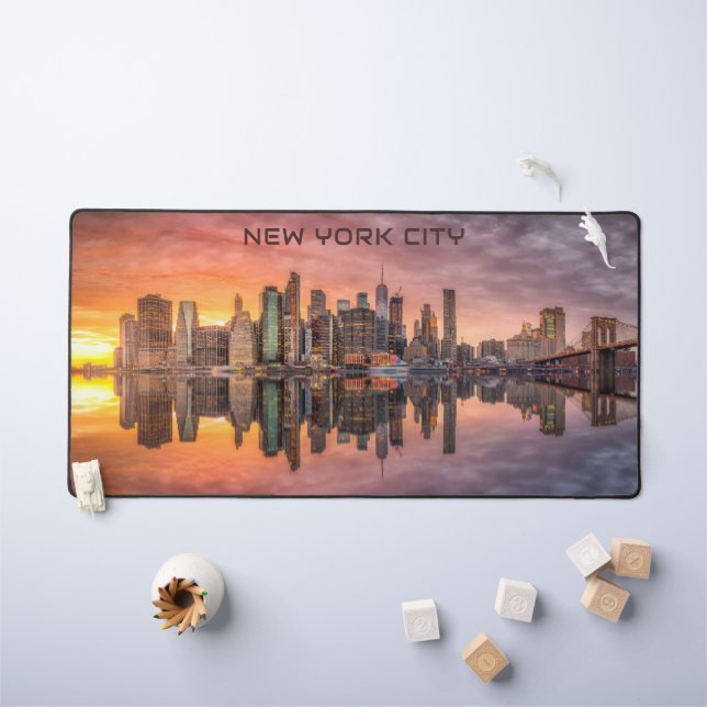 Custom Text New York City Skyline Schreibtischunterlage (Kindertisch)