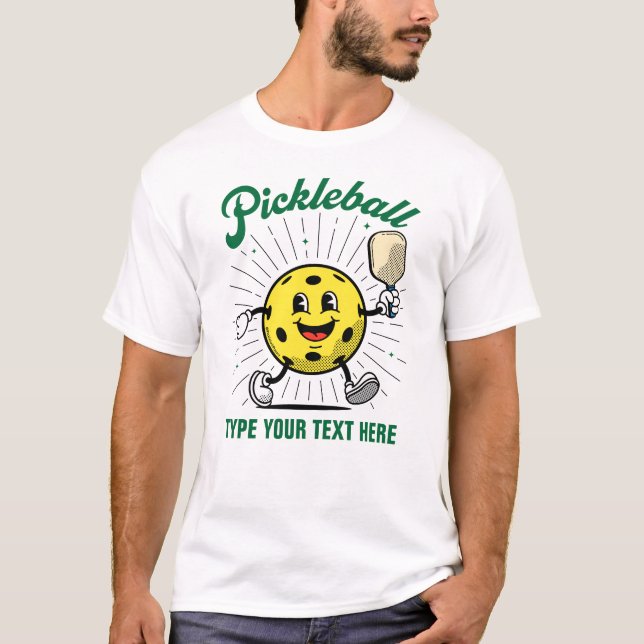 CUSTOM TEXT PICKLEBALL MASCOT by Pickleball Player T-Shirt (Vorderseite)