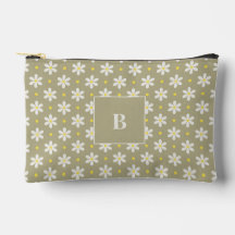 Custom Travel Gift for Women Personalized Daisy
