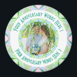 Custom Wedding Anniversary Green Foto Gruß Magnet<br><div class="desc">Gewohnter Hochzeitstag Star Green Pink Blue Foto Gruß Ornament Foto Gruß Magnet Dekoration Geschenke. Mit diesem hübsch pastellblauen, hellblauen und frischen, geometrisch-geometrischen Kunststar-Magneten dekorieren Sie Ihre Zuhause- oder Kochecke zum Jubiläum. Geben Sie Ihrem Zuhause ein maximalistisches, fröhliches, cooles Farbenglühen. Moderne Dopamin-Dekoration in der Küche für Frühlingsabende im Sommer und Hochzeitstag...</div>