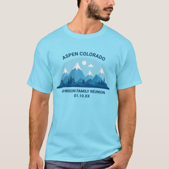 Custom Winter Family Wiedersehen Blue Snowy Mounta T-Shirt (Vorderseite)