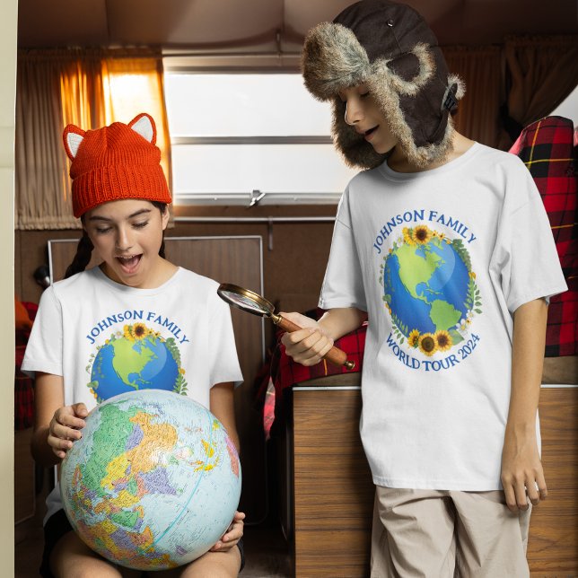 Custom World Travel Sunflowers Earth Kids Vacation T-Shirt (Von Creator hochgeladen)