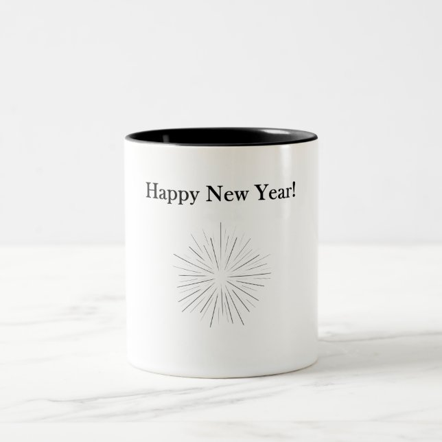 Customizable Happy New Year Mug Zweifarbige Tasse (Mittel)